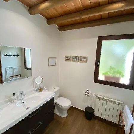 Valle Del Arroyo - - Solo Adultos Bed and breakfast