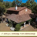 Valle Del Arroyo - - Solo Adultos Bed and Breakfast Cortelazor